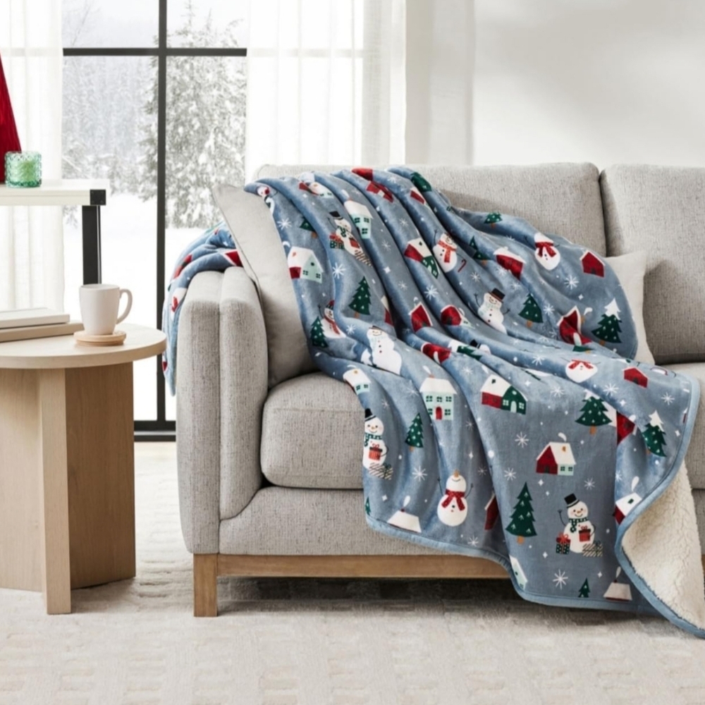 Member's Mark Plush Snowman Village Throw Blanket